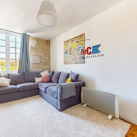 Сasa de vacaciones Mit Charakter Und Terrasse In Perfekter Lage Verteuil-sur-Charente