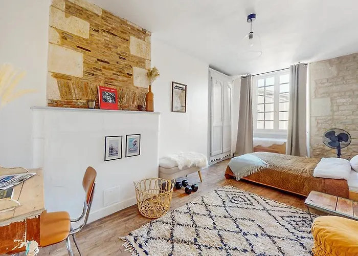 Mit Charakter Und Terrasse In Perfekter Lage Сasa de vacaciones *