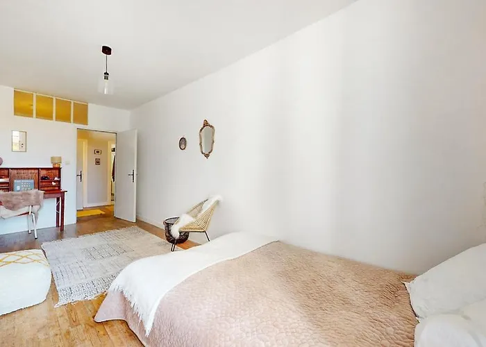 Mit Charakter Und Terrasse In Perfekter Lage